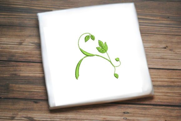 Delicate Foliage Green Leaves